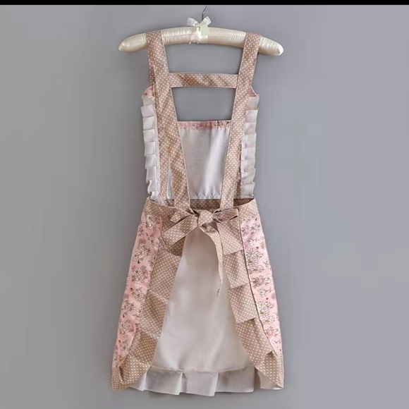 Apron Bib Sweet Vintage Retro Vibe Pockets Waist Tie Floral Polka Dot Pink Tan - Picture 11 of 14